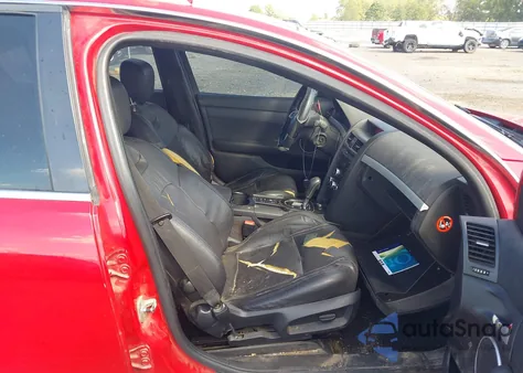 2008 Pontiac G8 из США, поврежденный, VIN 6G2ER57708L148159